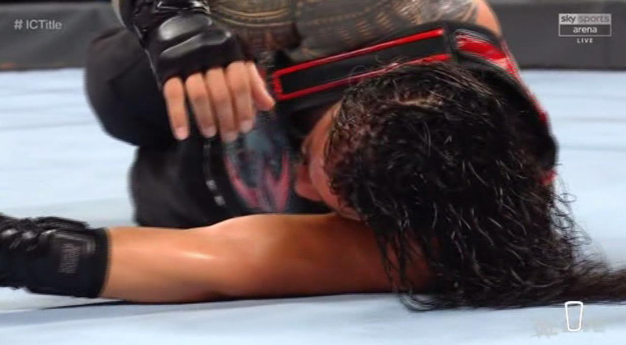 Miz одержал полную победу над Reigns на 25-й юбилейной выставке Raw