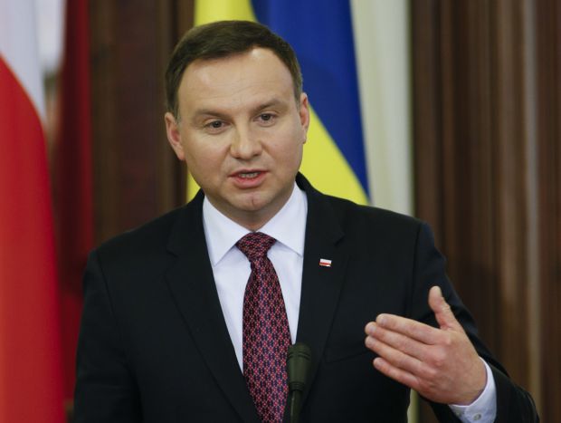 Он выразил удовлетворение тем, что друзья из Грузии и Украины буть присутствовали на беседе об их отношениях с Североатлантическим альянсом