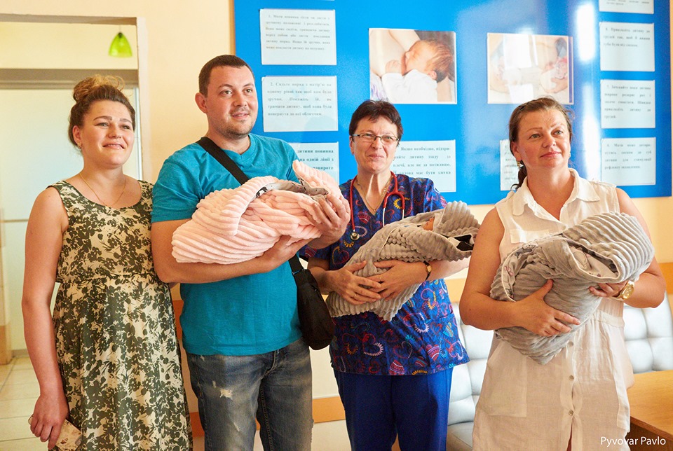 15:20   В Одессе женщина родила троих детей